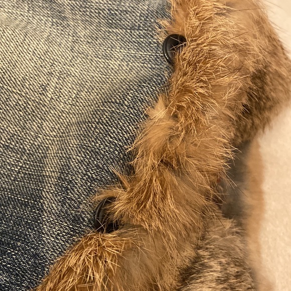 7 For All Mankind Fur Trim Crop Jean - Picture 7 of 9